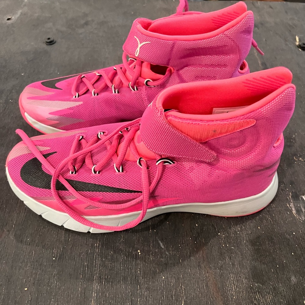 Nike Zoom Men’s Basketball Shoe Size 10
